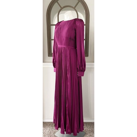 Mac Duggal IEENA Pleated Long Sleeve Satin Gown, Purple, NWT, Size 8 - Picture 7 of 13